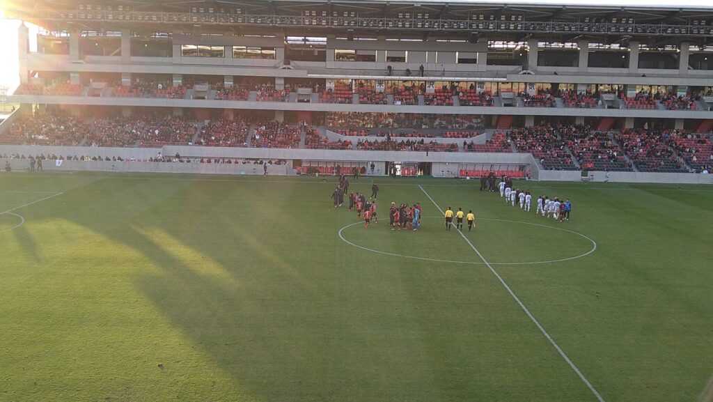 試合終了後の整列後