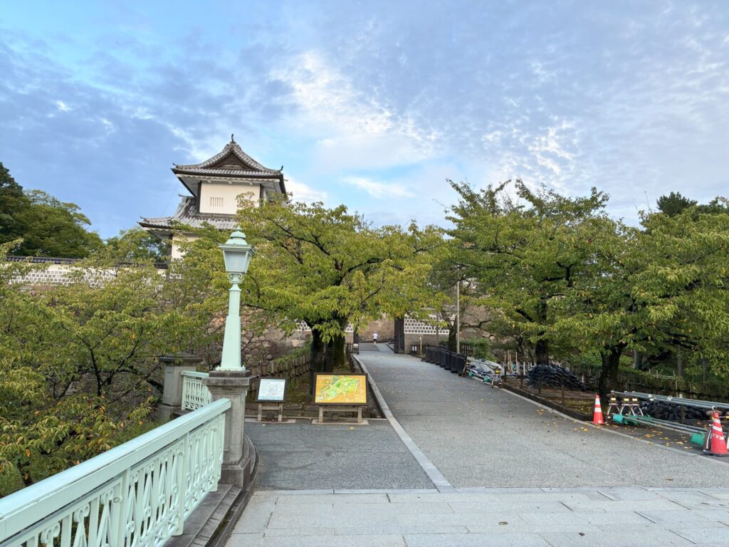 ishikaawmon